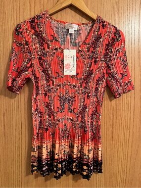 Kamana Red Floral Print Top